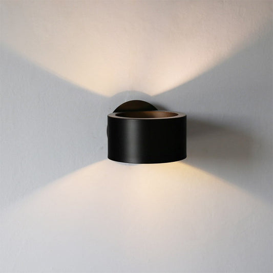modern-golden-wall-lamp-1.jpg